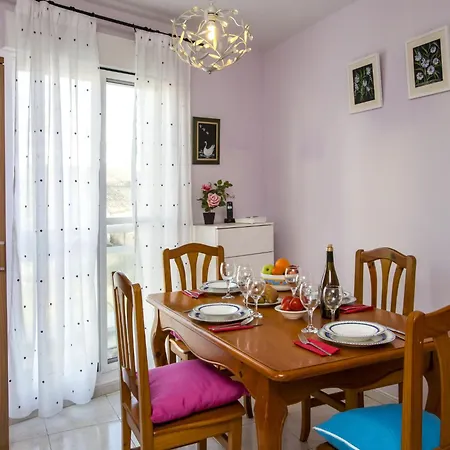 Apartamento Dianium-2 By Interhome